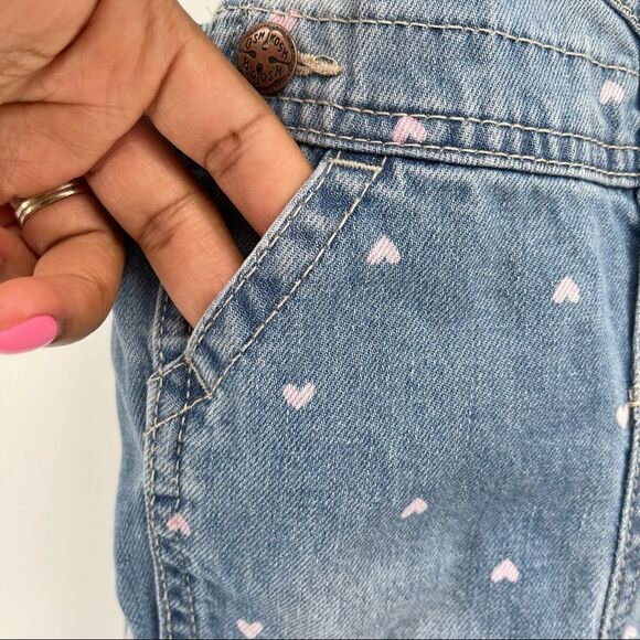 OshKosh B’gosh Baby Girl’s Vestbak Pink Hearts Denim Overalls Size 9M - Picture 8 of 17